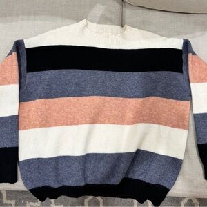 Vici collection sweater ￼